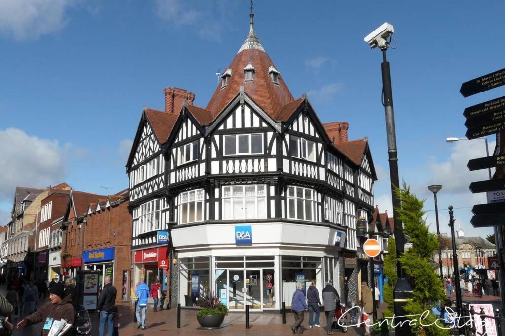 Wrexham Central Stay Apartment Seven Εξωτερικό φωτογραφία