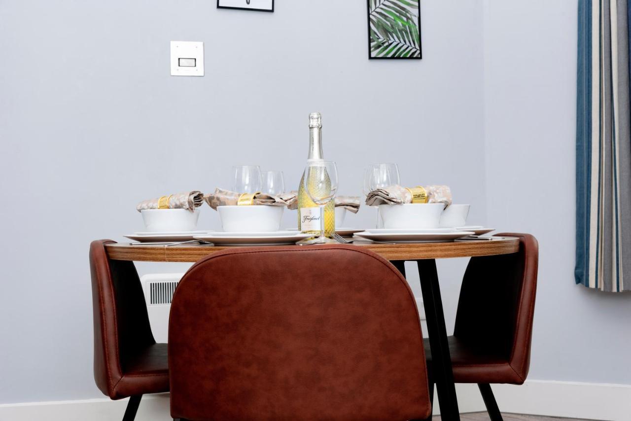 Wrexham Central Stay Apartment Seven Εξωτερικό φωτογραφία