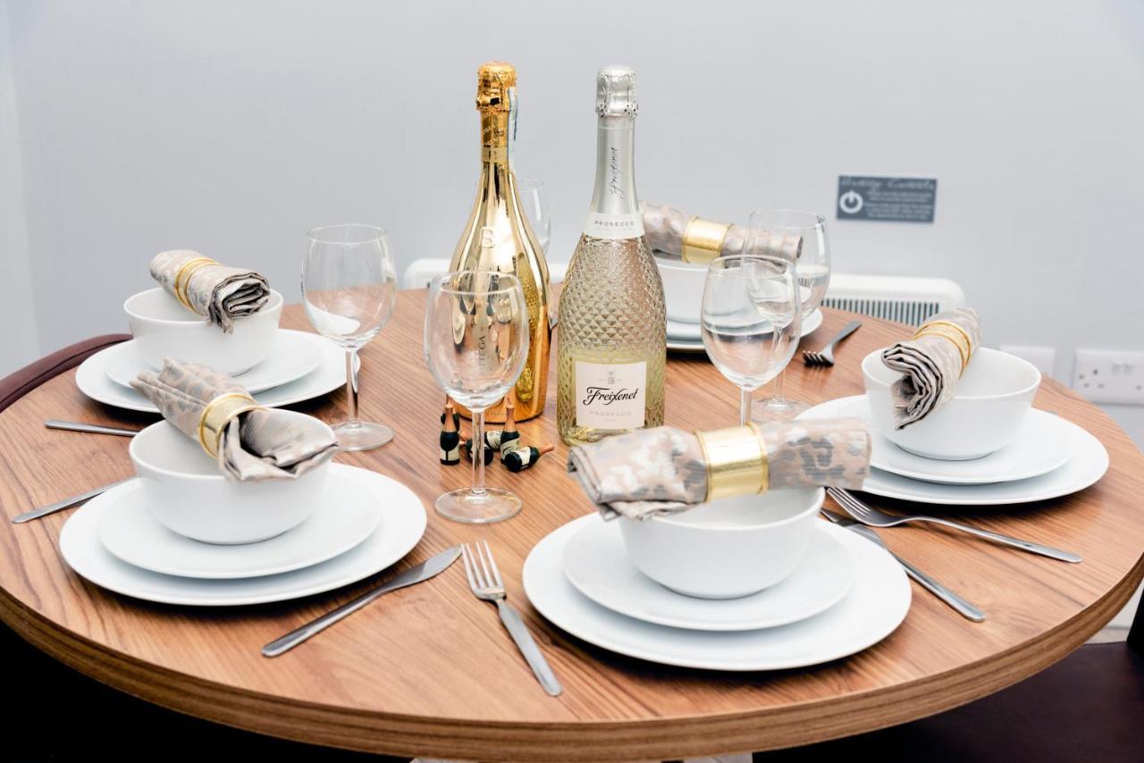 Wrexham Central Stay Apartment Seven Εξωτερικό φωτογραφία