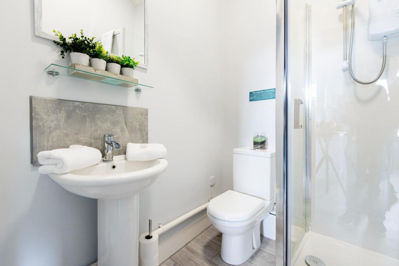 Wrexham Central Stay Apartment Seven Εξωτερικό φωτογραφία